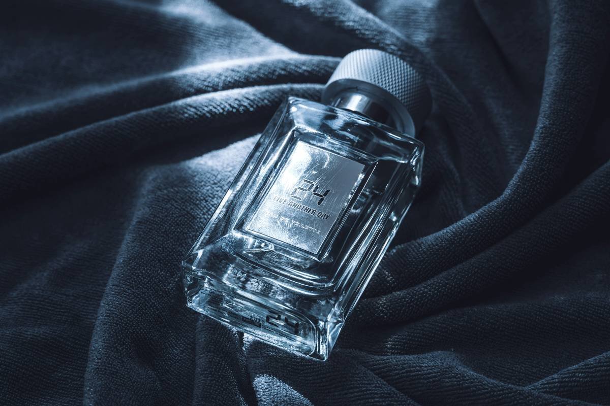 Makeup Lock Spray: Your Secret Weapon for Flawless, All-Day Wear (Backed by Science & Sweat)
