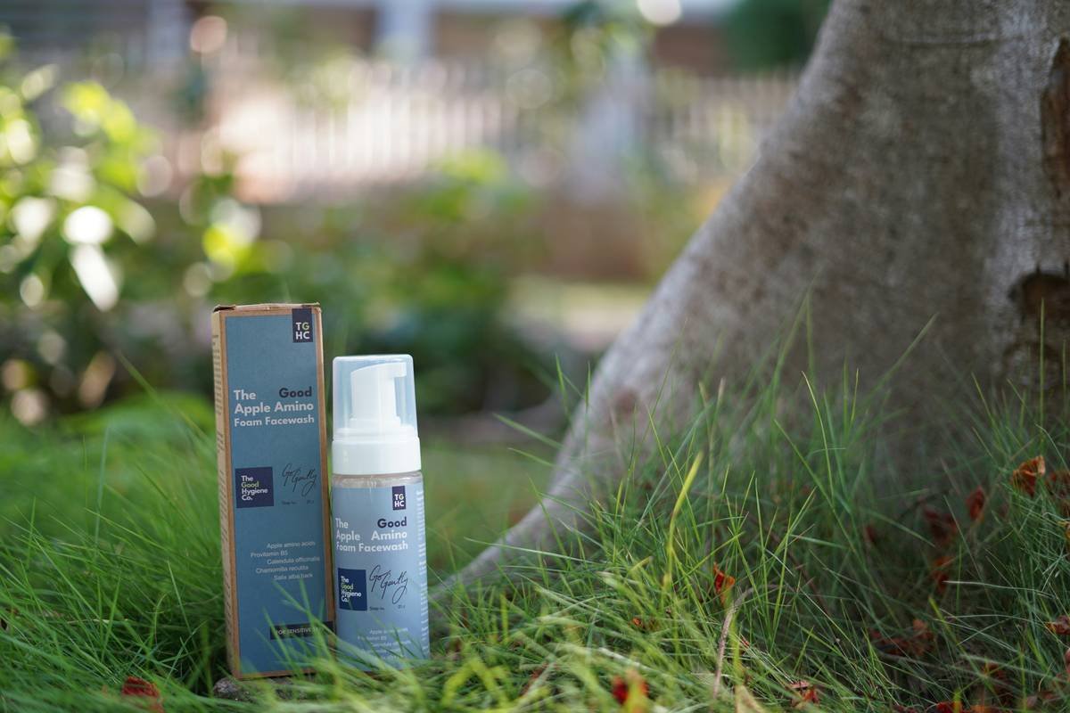 Why Your Makeup Melts Off & How a Soothing Setting Spray Can Save Your Look (and Skin)
